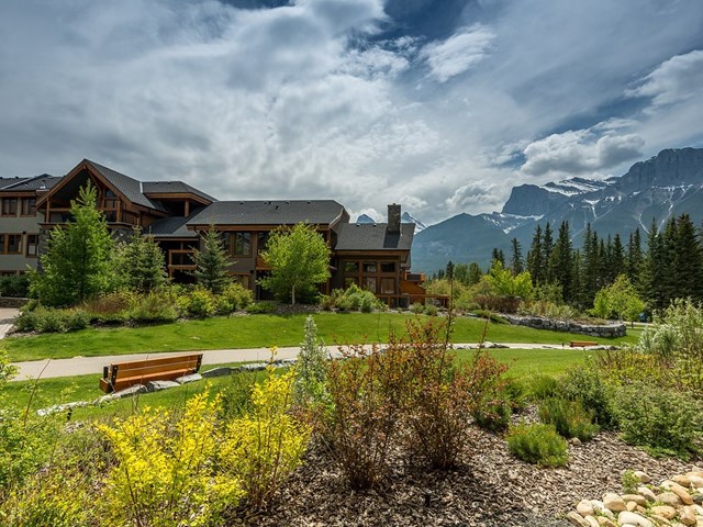 Spring Creek Vacations | Canmore Kananaskis