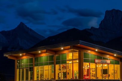 Canmore Eagles – Let Roam be your link to the rink